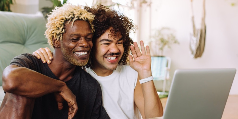 gay dating online