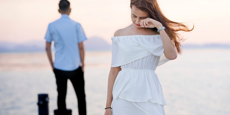 couple breaking up girl crying and walk away from man
